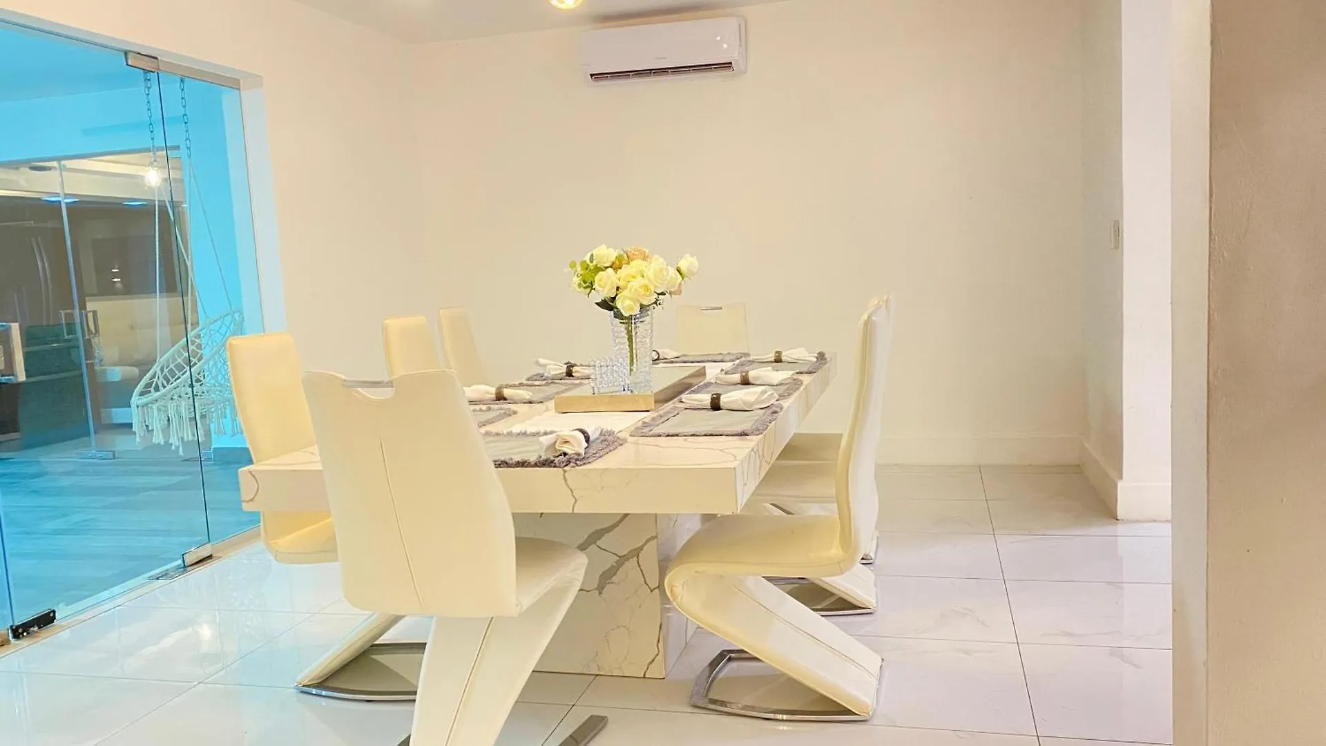 Luxury Mansion 7Br Heated Pool Cook Included Βίλα Santiago De Los Caballeros 0*,  Δομινικανή Δημοκρατία